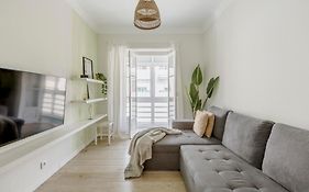 Boho Chic 2 Bedroom Gem 10 Min From Dowtown Free Parking